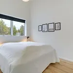 Heidi - 1km From The Sea By Interhome *