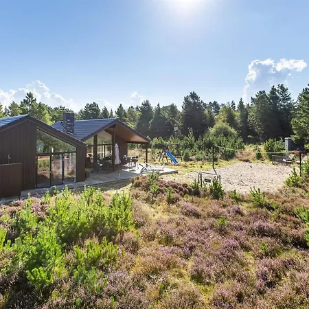 Vakantiehuis Heidi - 1km From The Sea By Interhome *