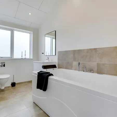 Heidi - 1km From The Sea By Interhome Feriehus Molby